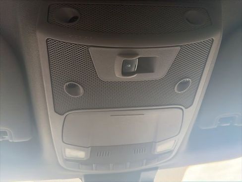 Used 2019 Ford F150 Lariat w/ FX4 Off-Road Package image 25