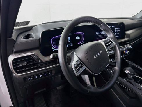 Used 2025 Kia Telluride EX X-Line AWD/4WD image 16