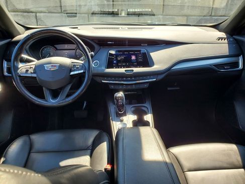 Certified 2022 Cadillac XT4 Premium Luxury w/ Enhanced Visibility Package image 22