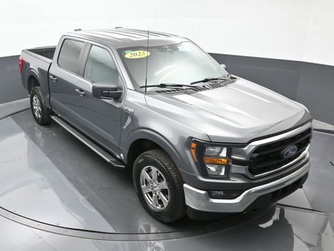 Used 2023 Ford F150 XLT image 27