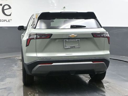 New 2026 Chevrolet Equinox LT w/ Convenience Package II FWD image 13