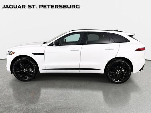 New 2026 Jaguar F-PACE R-Dynamic S image 8