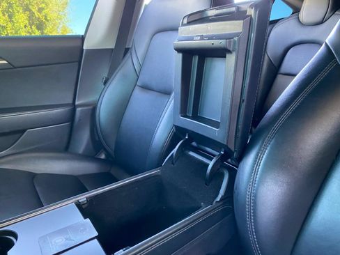 Used 2022 Tesla Model 3 RWD image 50