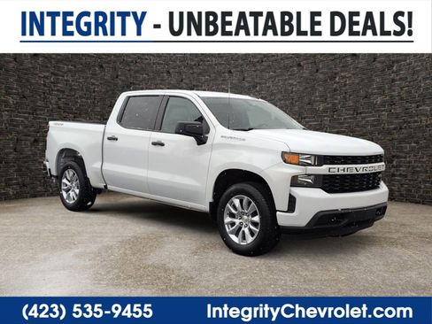 Used 2022 Chevrolet Silverado 1500 Custom image 1