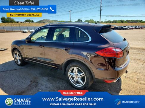 Used 2014 Porsche Cayenne S AWD/4WD image 3