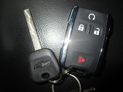 Used 2018 Chevrolet Silverado 1500 LTZ w/ Sport Package image 41