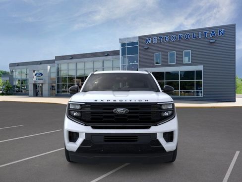 New 2025 Ford Expedition Max Platinum w/ Stealth Performance Package image 6