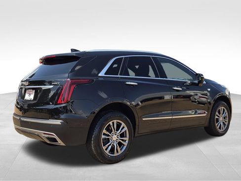 Used 2021 Cadillac XT5 Premium Luxury FWD image 6