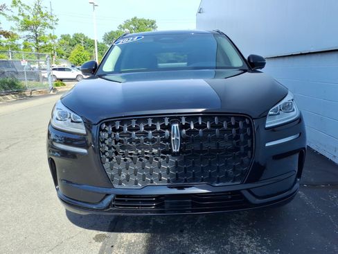 Used 2024 Lincoln Corsair Reserve w/ Equipment Group 201A AWD/4WD image 2