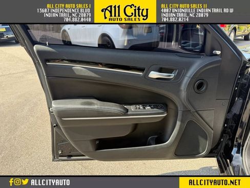 Used 2020 Chrysler 300 S RWD image 21