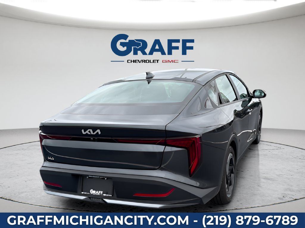 Used 2025 Kia K4 EX FWD image 5