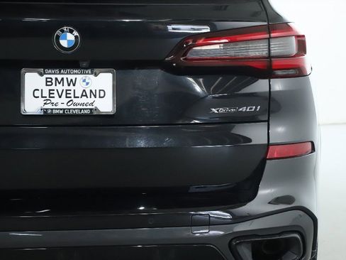 Used 2022 BMW X5 xDrive40i w/ M Sport Package image 45