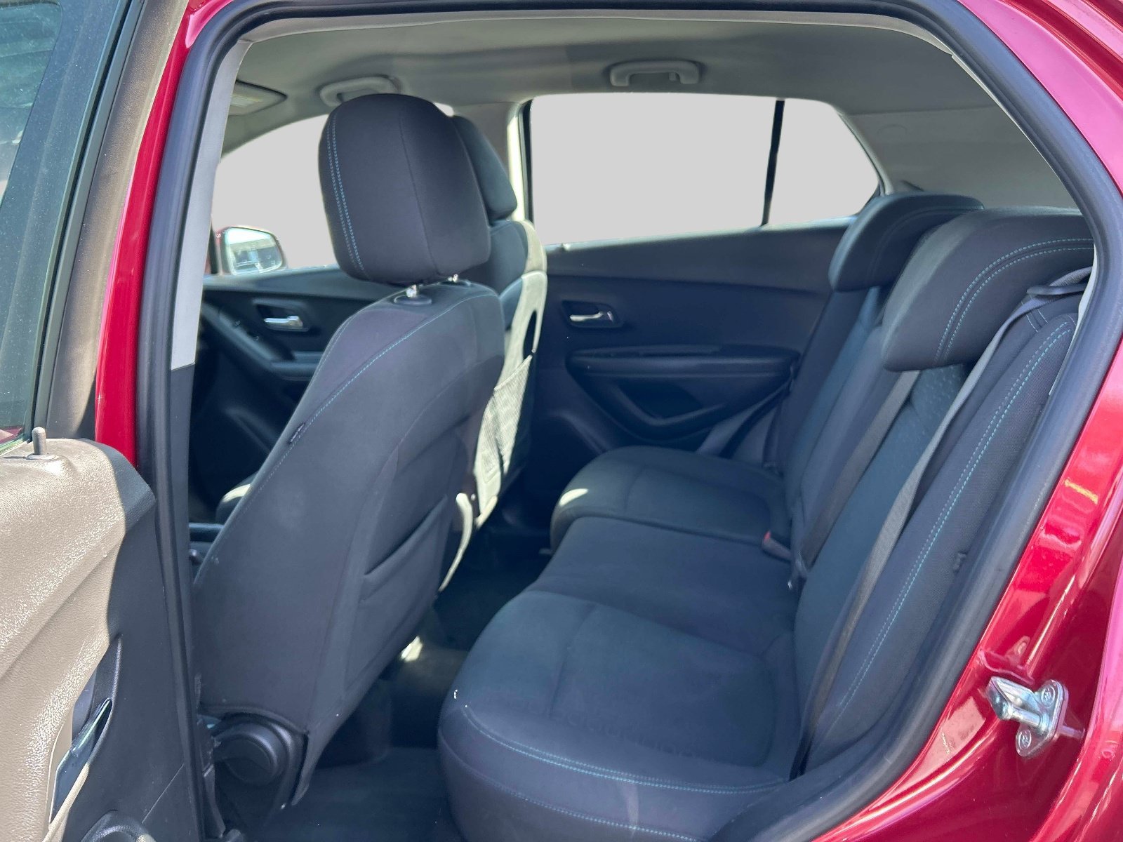 Used 2015 Chevrolet Trax LS w/ LPO, Protection Package FWD image 11