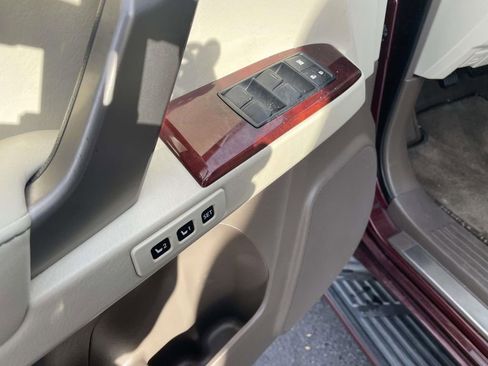 Used 2013 Lexus GX 460 460 image 27