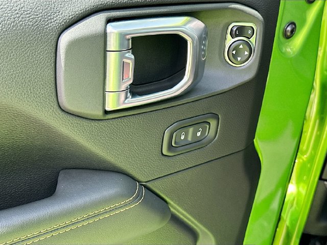 New 2026 Jeep Wrangler Unlimited Sahara AWD/4WD image 14