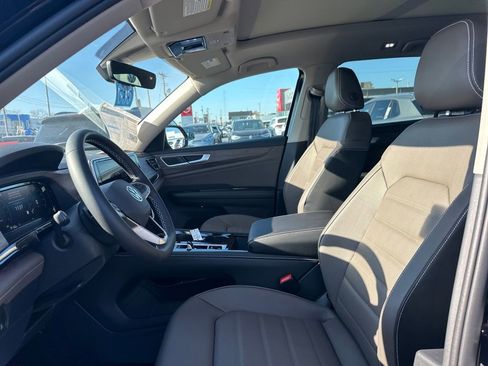 New 2026 Volkswagen Atlas SEL image 12