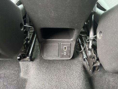 Used 2025 Buick Encore GX Preferred AWD/4WD image 22