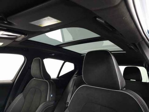 Certified 2023 Volvo XC40 Recharge Ultimate w/ Protection Package Premier image 19