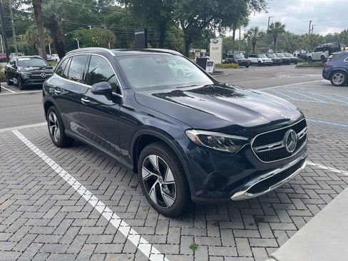 Certified 2024 Mercedes-Benz GLC 300 image 4