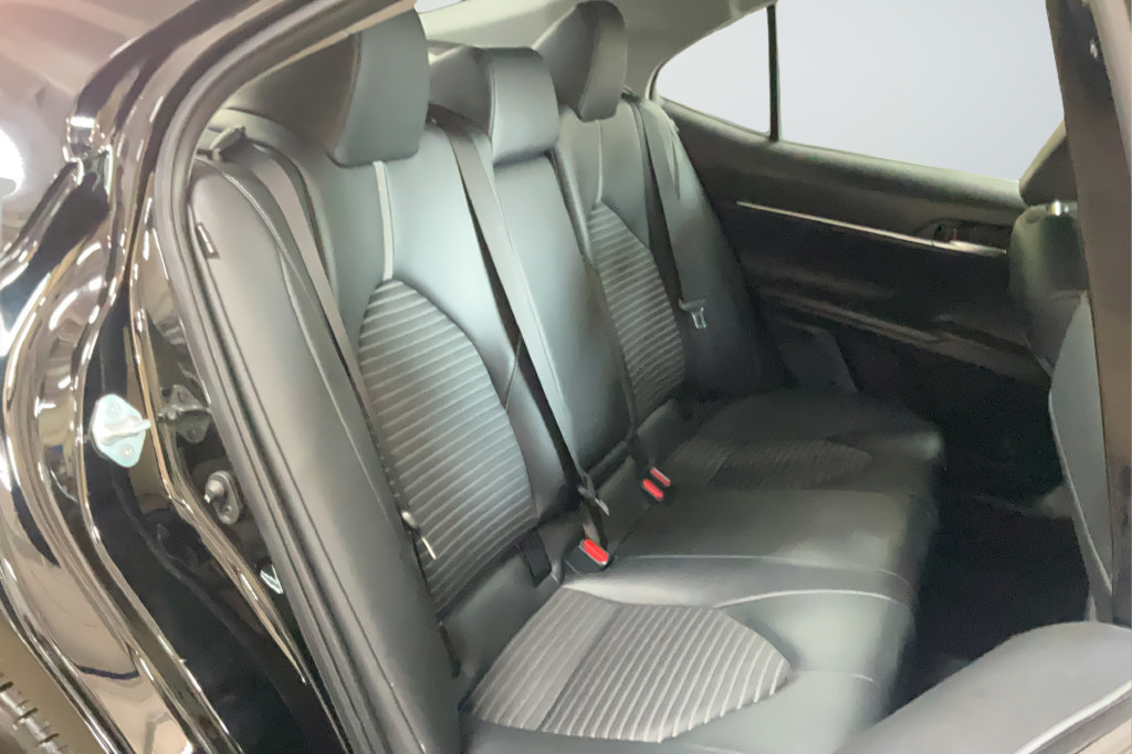 Used 2024 Toyota Camry SE FWD image 20