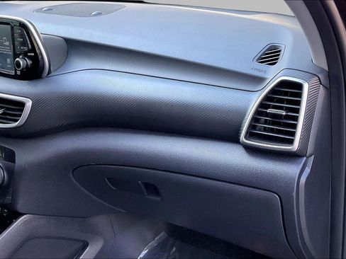 Used 2019 Hyundai Tucson Value FWD image 19