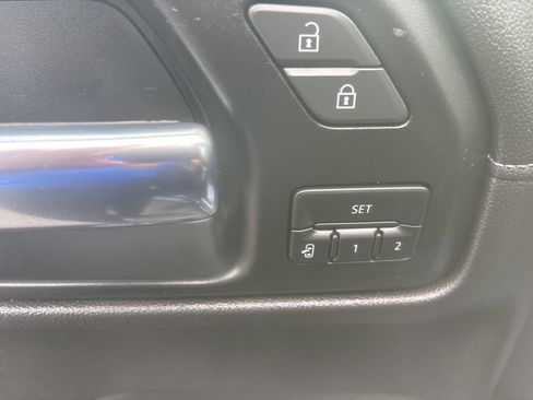 Certified 2020 Chevrolet Silverado 1500 LTZ w/ LTZ Premium Package image 23