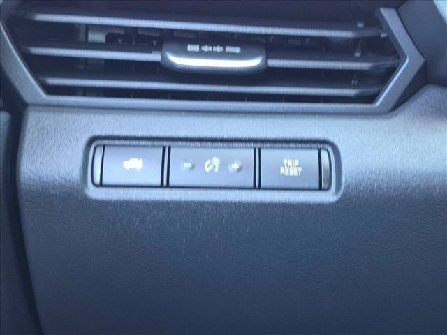 Used 2025 Nissan Altima 2.5 SV FWD image 16