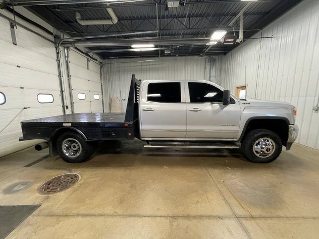 Used 2015 GMC Sierra 3500 SLE w/ SLE Preferred Package AWD/4WD image 6