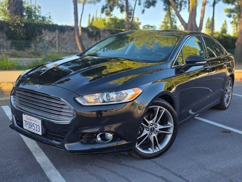 Used 2014 Ford Fusion Titanium FWD image 26