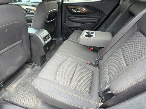 Used 2018 GMC Terrain SLE FWD image 17