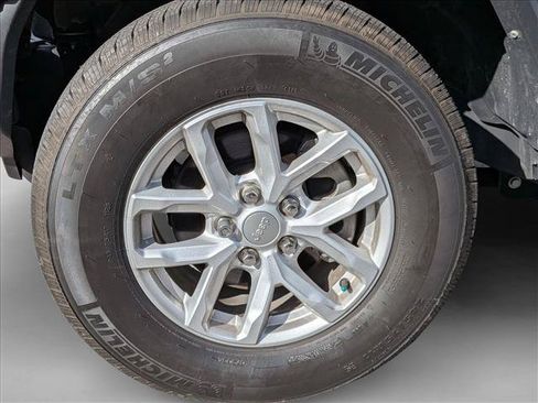 Used 2023 Jeep Wrangler Unlimited Sport AWD/4WD image 18