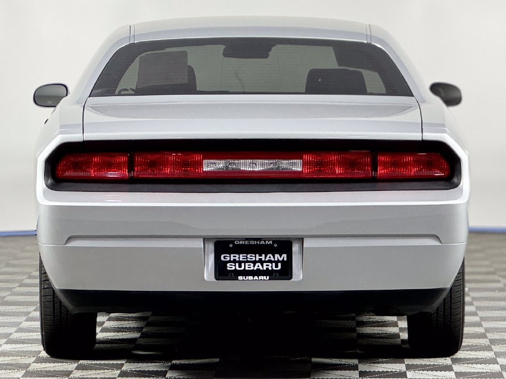 Used 2010 Dodge Challenger SE RWD image 5