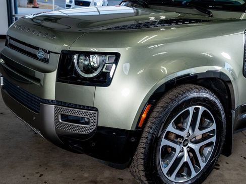 Used 2021 Land Rover Defender 110 X-Dynamic HSE image 11