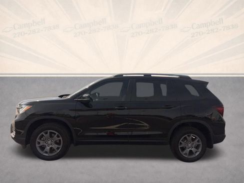 Used 2025 Honda Passport TrailSport image 4