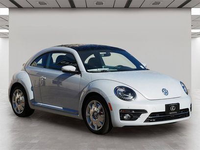 Used 2018 Volkswagen Beetle 2.0T SE w/ SE Premium Package