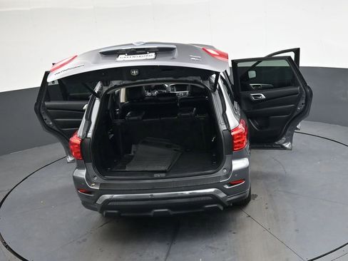 Used 2019 Nissan Pathfinder SL image 45