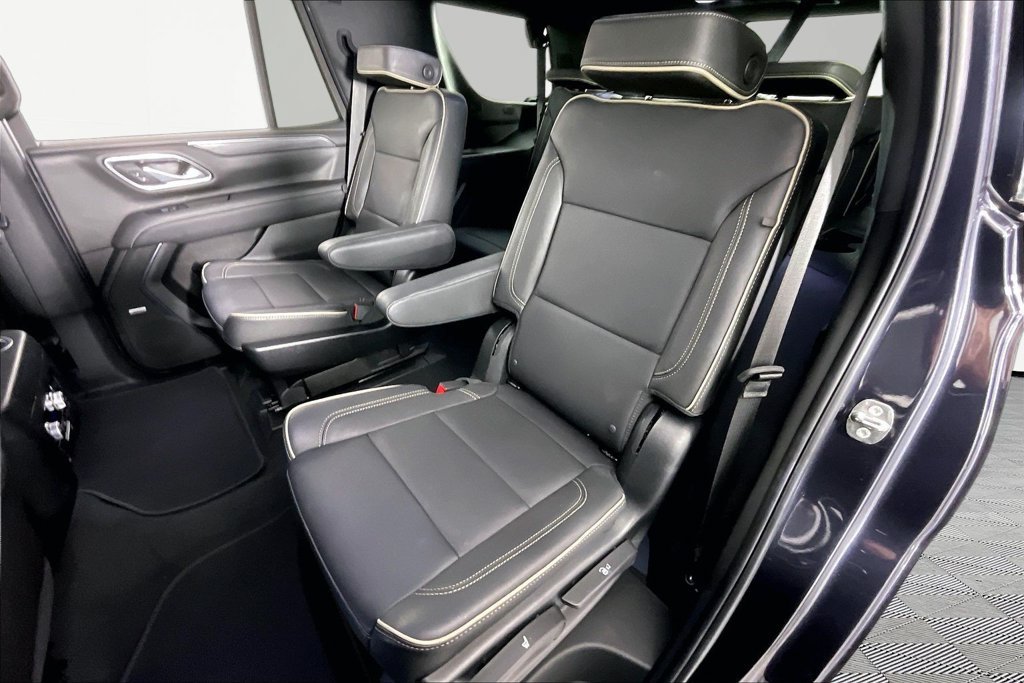 Used 2023 GMC Yukon SLT w/ SLT Premium Package RWD image 19