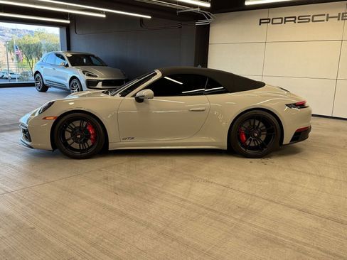 Certified 2022 Porsche 911 Carrera GTS image 2
