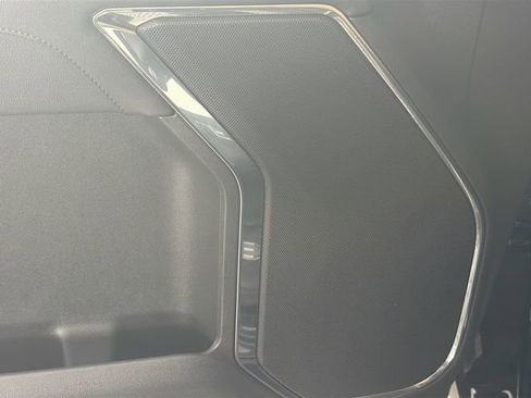 Used 2024 GMC Sierra 3500 SLE w/ SLE Convenience Package image 23