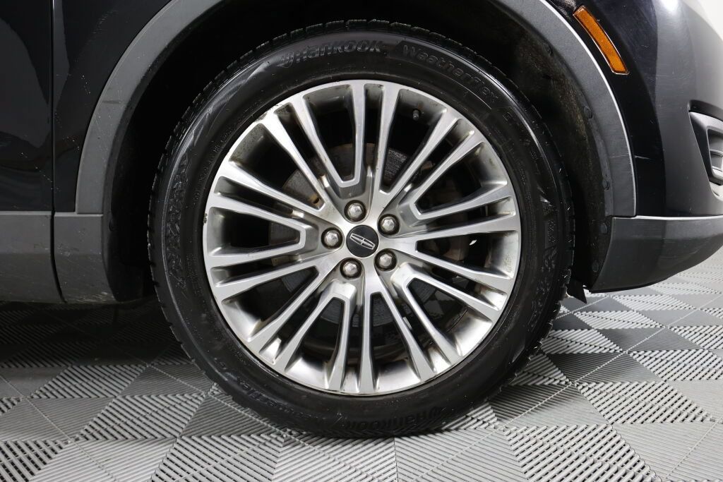 Used 2016 Lincoln MKX Reserve w/ Climate Package FWD image 6