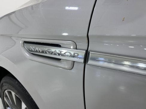 Used 2021 Lincoln Navigator Reserve RWD image 24
