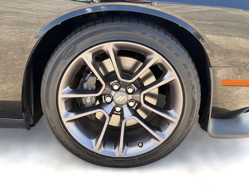 Used 2022 Dodge Challenger R/T Scat Pack RWD image 13