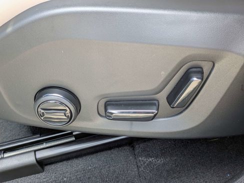 New 2026 Volvo XC60 B5 Plus w/ Protection Package Premier image 21