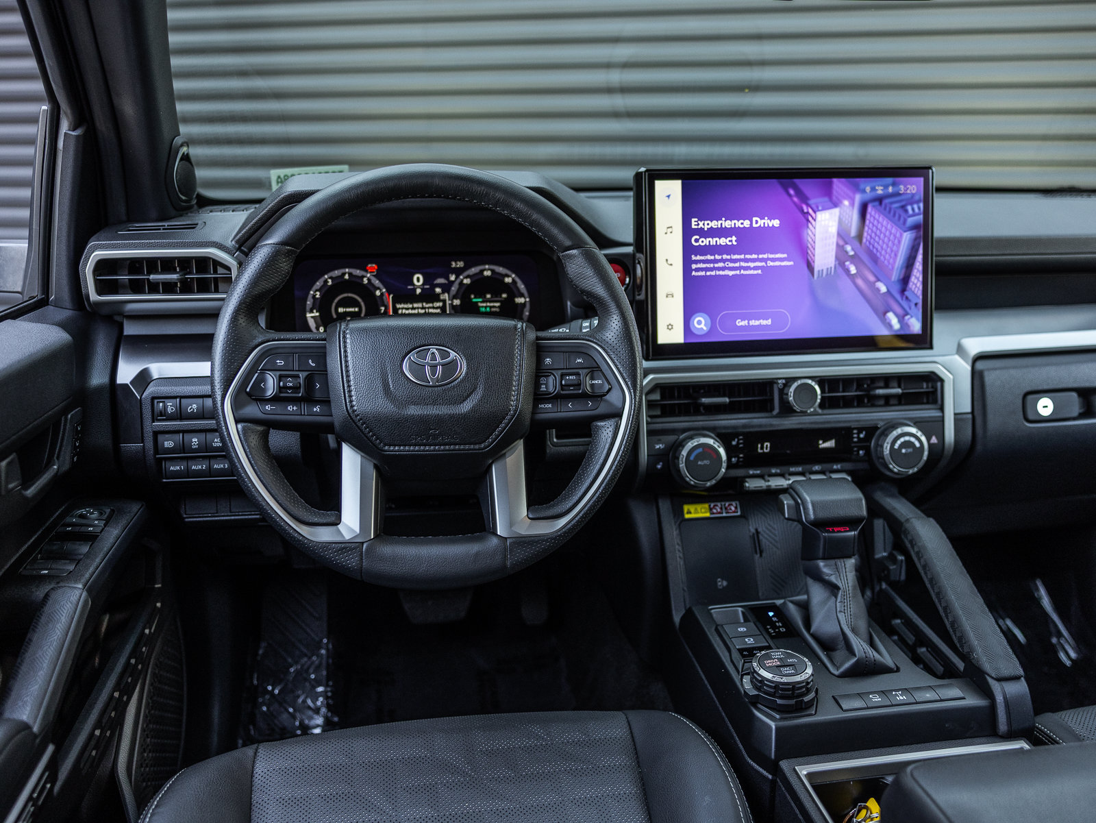 Used 2025 Toyota 4Runner TRD Off-Road Premium AWD/4WD image 12