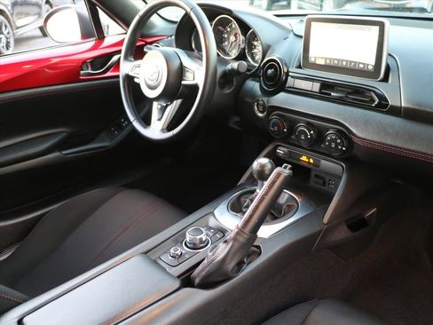 Used 2017 MAZDA MX-5 Miata RF Club w/ Brembo/BBS Package image 9