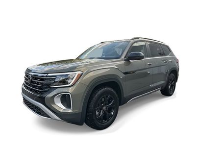 New 2025 Volkswagen Atlas Peak Edition SE