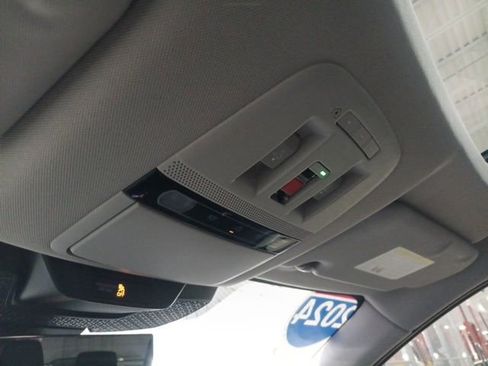 Used 2024 Nissan Ariya AWD image 25