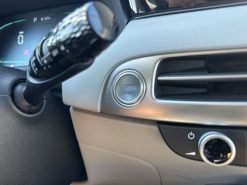 Used 2025 Hyundai Palisade SEL image 24