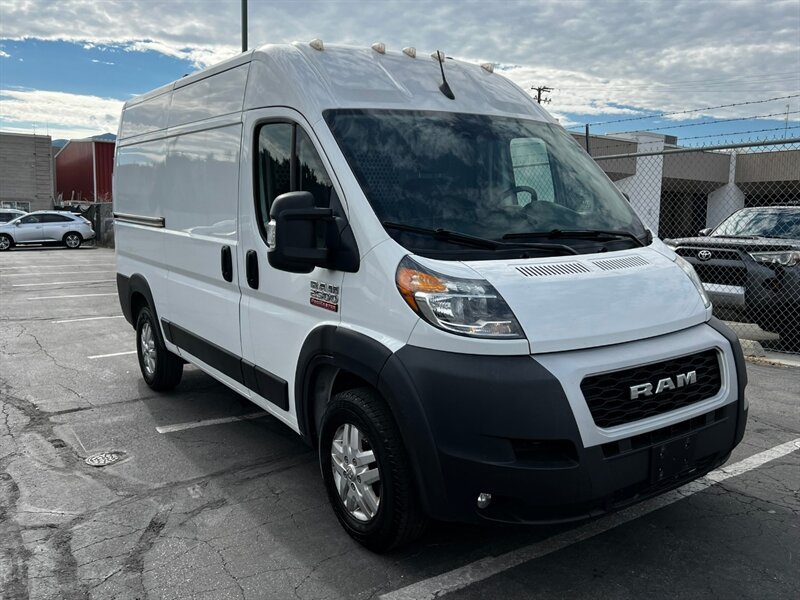 Used 2022 RAM ProMaster 2500 w/ Safety Group FWD image 1