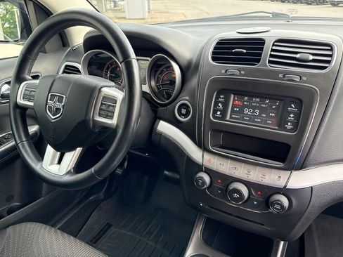 Used 2017 Dodge Journey SXT w/ Premium Group FWD image 37